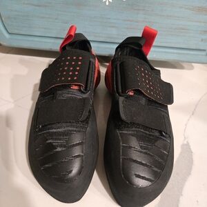 Black and Red Climbing Shoes with Velcro Straps Red Diamond